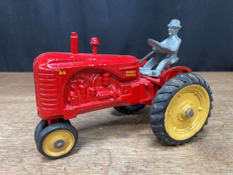 1/16 Massey-Harris 44 King image