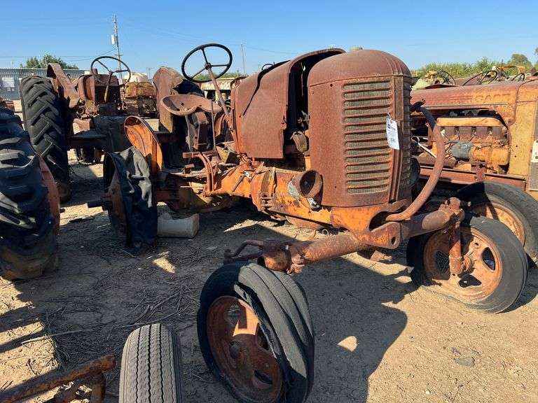 Case Project Tractor image