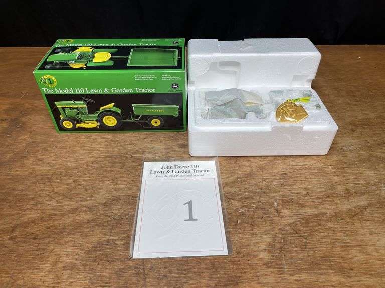 1/16 John Deere 110 L&G Set Precision NIB Ertl image