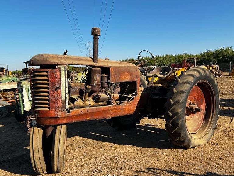 Massey Harris 101 ￼Super image