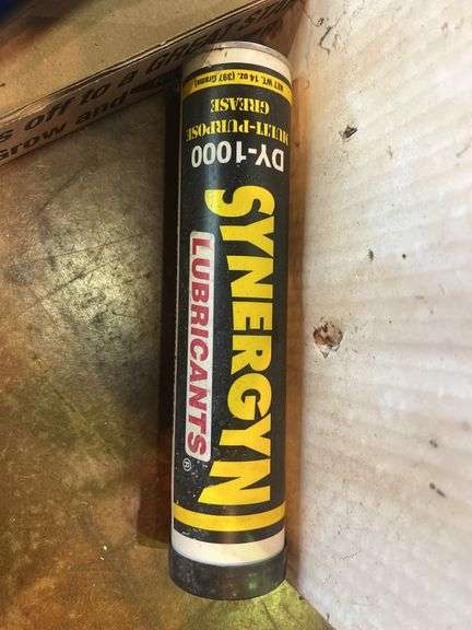 Lubricant Guns and 9 Full Tubes of DY-1000
