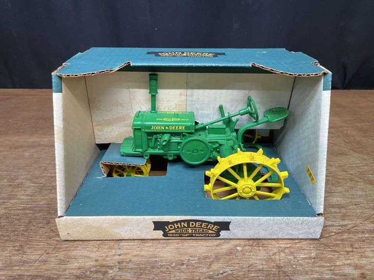 1/16 John Deere GP NIB Ertl image