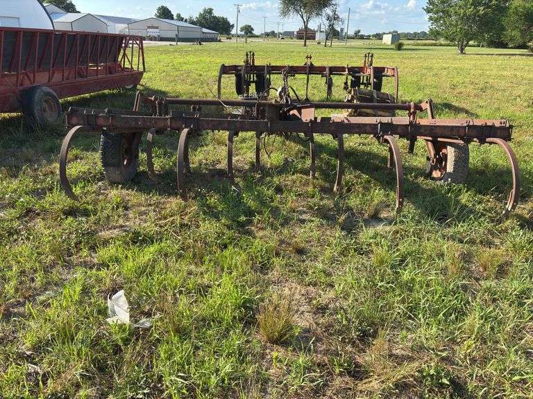 12' Field Cultivator