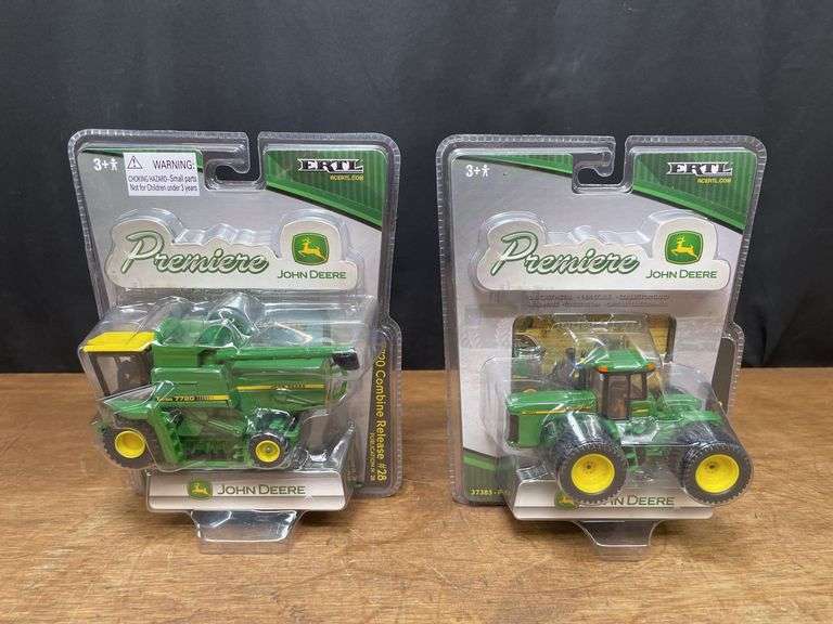 (2) 1/64 John Deere 9320 + 7720 Combine Premiere NIB Ertl image
