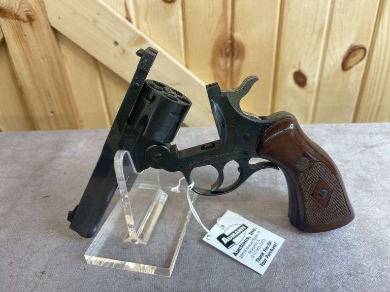 H&R Model 926 Top Break .32 S&W DA Revolver image