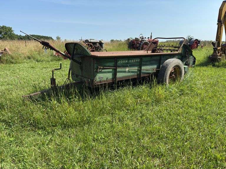John Deere Model R Manure Spreader