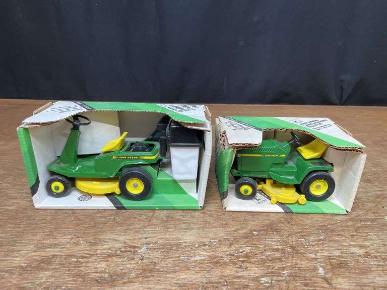 (2) 1/16 John Deere L&G NIB Ertl image