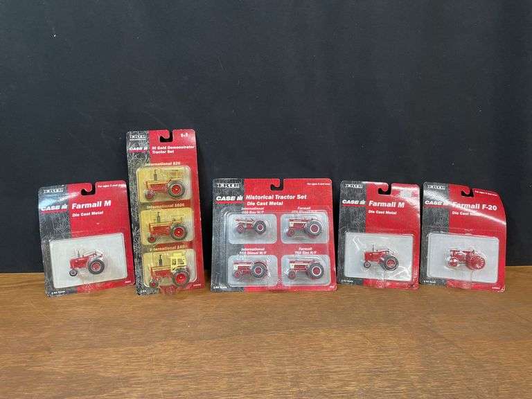 (5) 1/64 IH NIB Ertl image