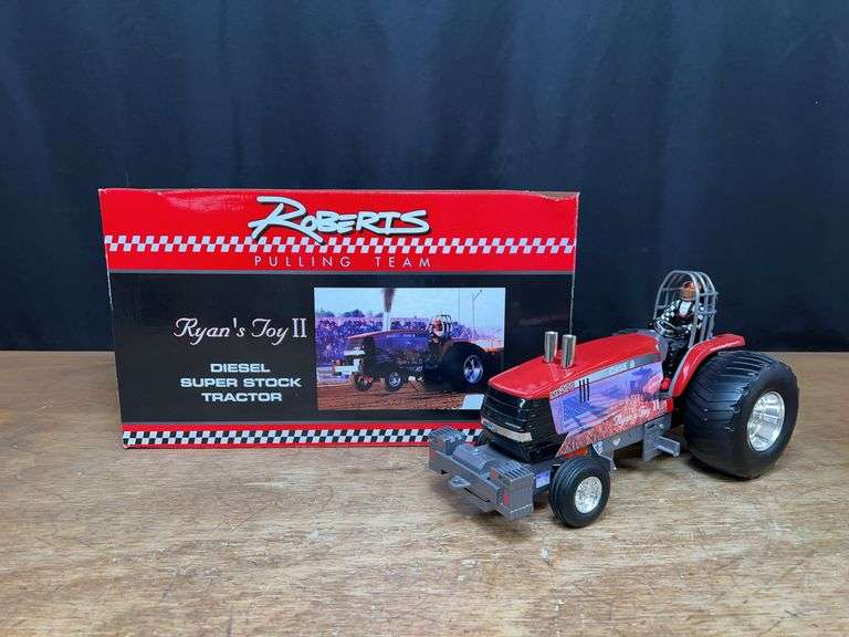 1/16 Case-IH MX270 Ryan's Toy II Puller NIB SC image