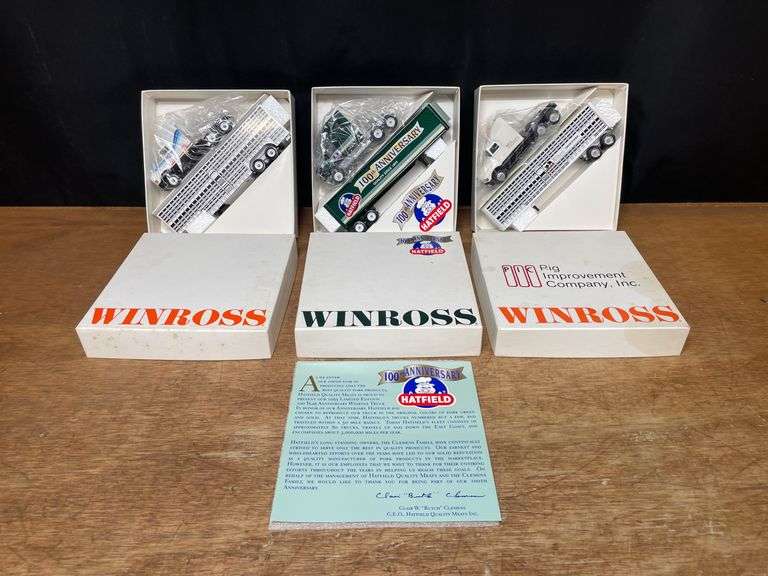 (3) 1/64 Semis NIB Winross image