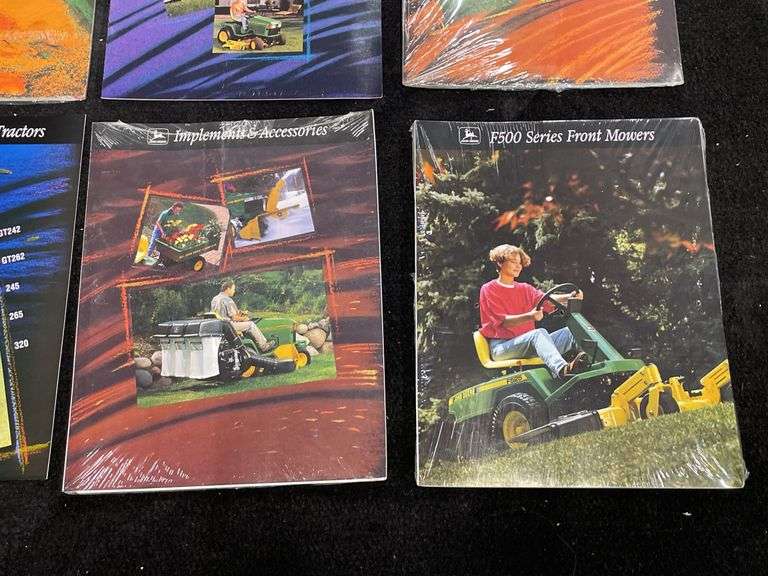 John Deere L&G Sales Literature