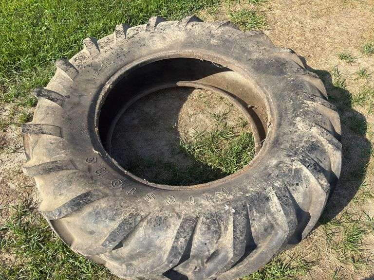Firestone 18-28 Firestone Diamond Tread image