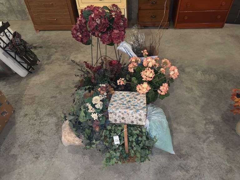Assorted Decorative flowers image