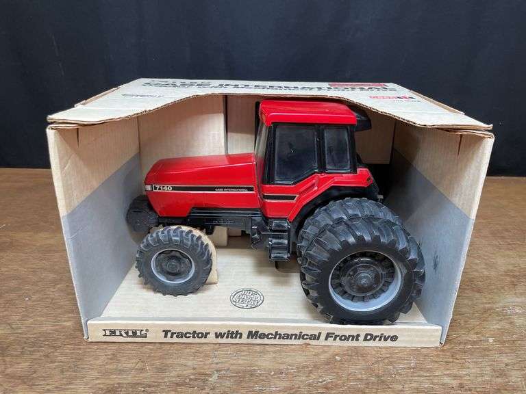 1/16 Case-IH 7140 Special Edition NIB Ertl image