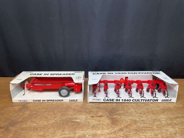 (2) 1/16 Case-IH Spreader + Cultivator NIB Ertl image