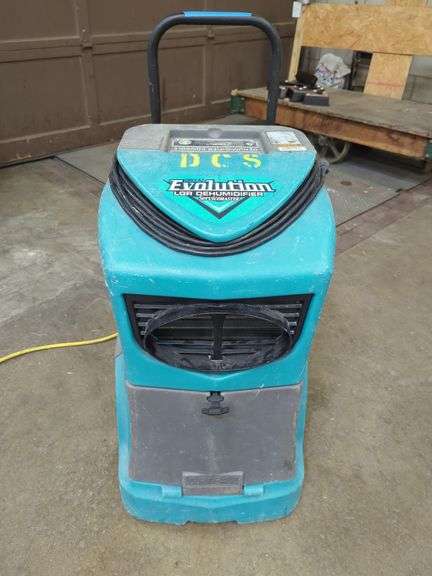 (1) Dri-eaz Evolution LRG Dehumidifier