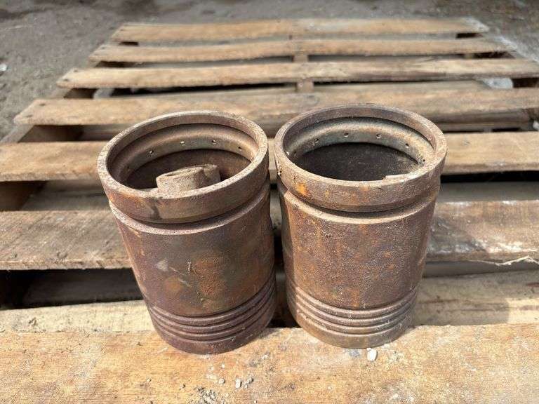(2) John Deere Model B Pistons image