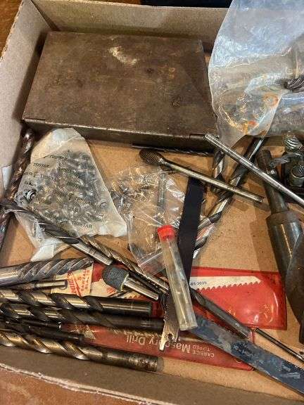 Assorted Drill Bits & Screw Extractor Kits
