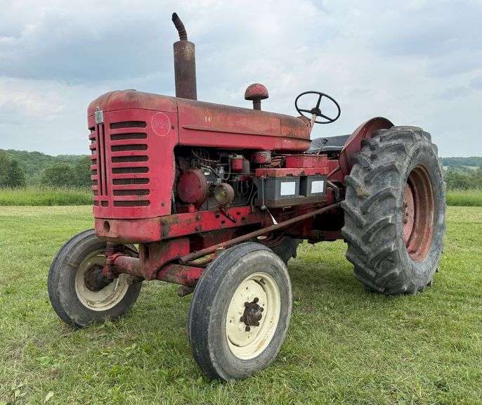 IH B450 with 3pt image