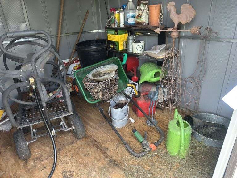 Contents of Rear Garden Shed image