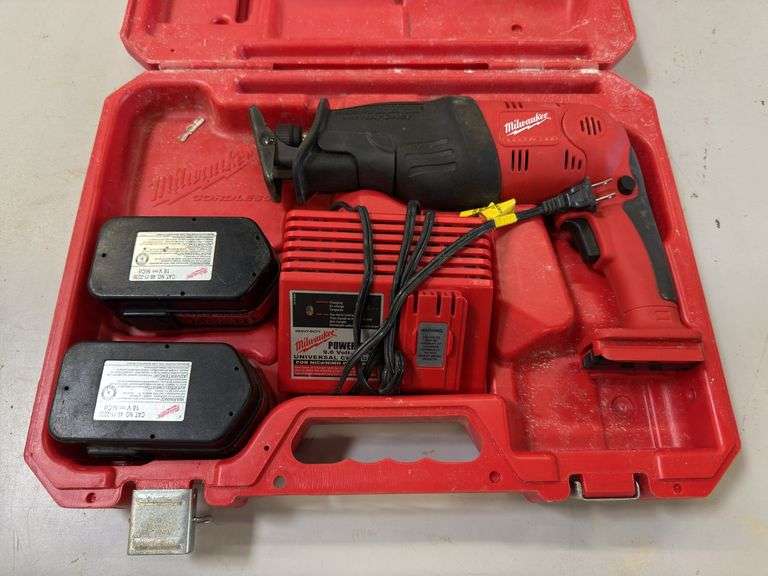 Milwaukee Sawzall “The Hatchet” and Batteries