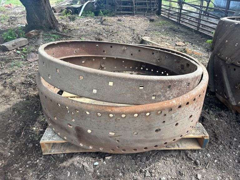 (2) Miss Matched Rims image