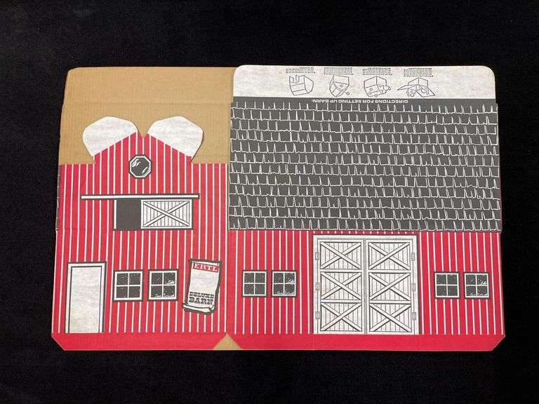 1/16 IH Cardboard Barn Ertl image