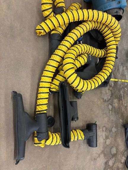 Dri-Eaz Air Wolf Commercial Blower Fan, Hoses, and Attachments…Model: F228 image
