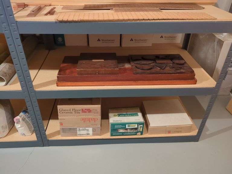 (4) Shelves - 6' x 4' x 2'