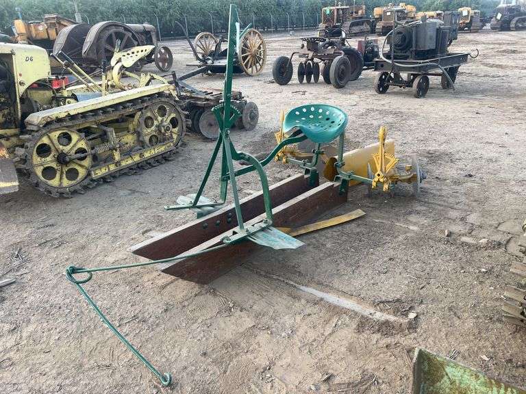 Go Devil Corn Planter image