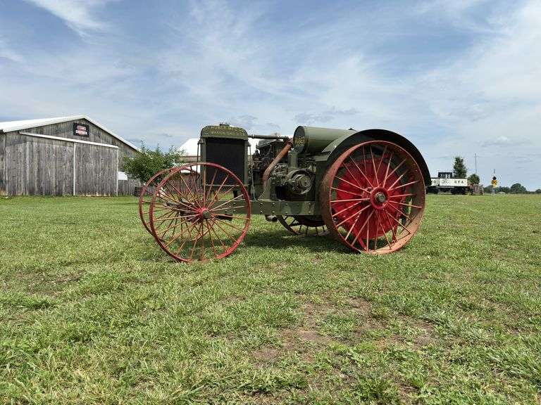 Huber Super 4 Tractor image