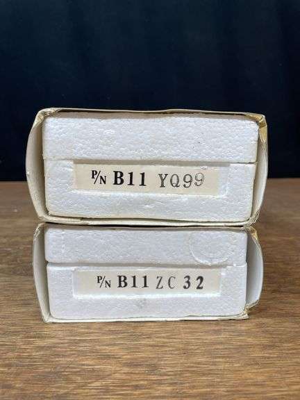 (2) IHC Pocket Knives NIB Franklin Mint