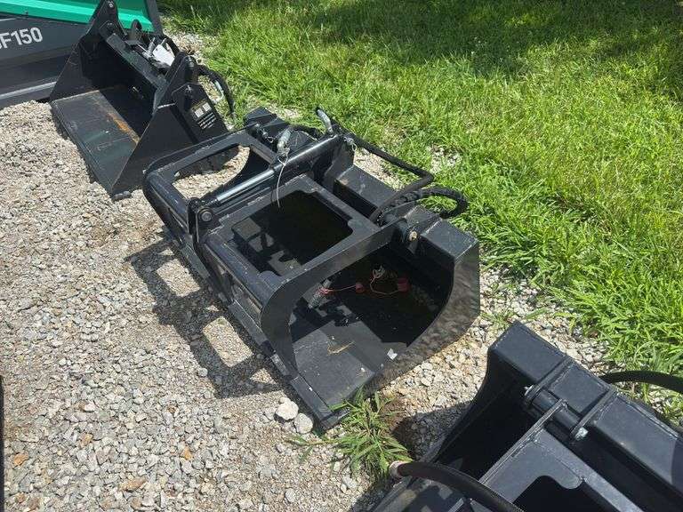 Mini Stump Grapple Attachment image