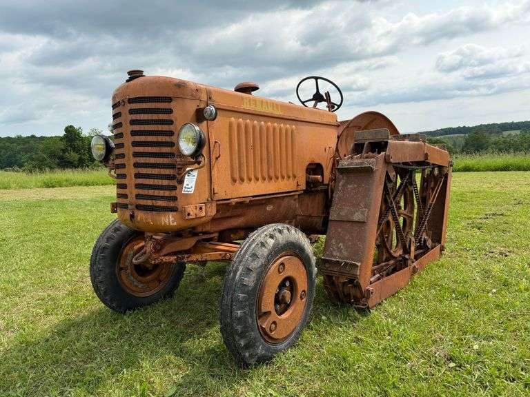 Renault with Rotaped Tracks image