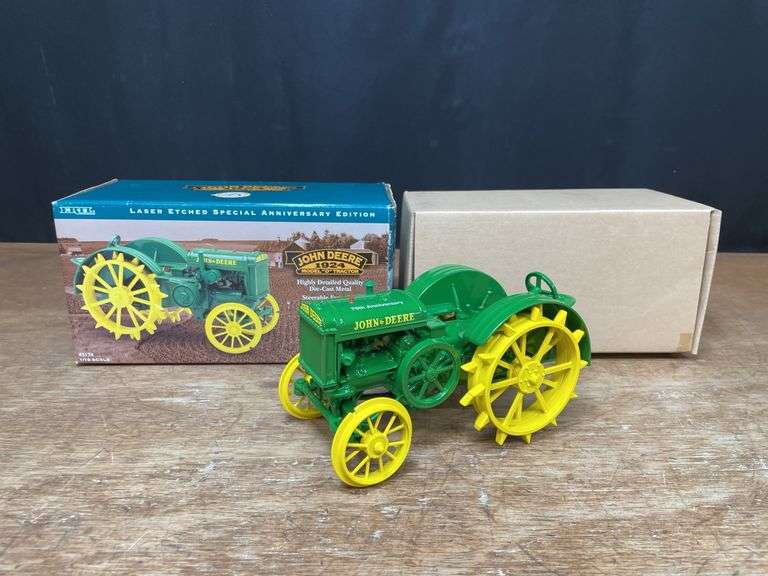 1/16 John Deere D 75th Anniversary NIB Ertl image