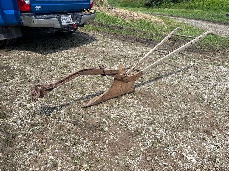 McCormick Deering No. 415 7” Walking Plow image