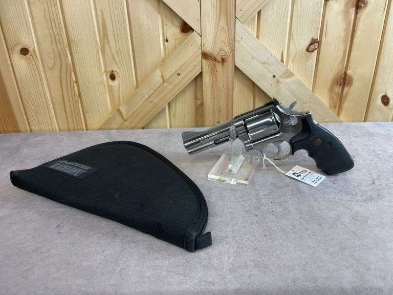 S&W Model 686 .357 Magnum DA Revolver image