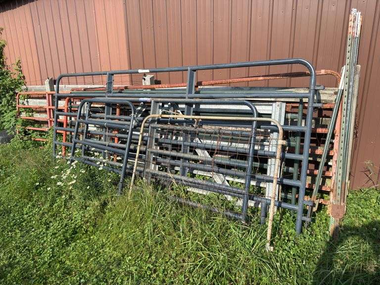 Assortment Cattle Gates image