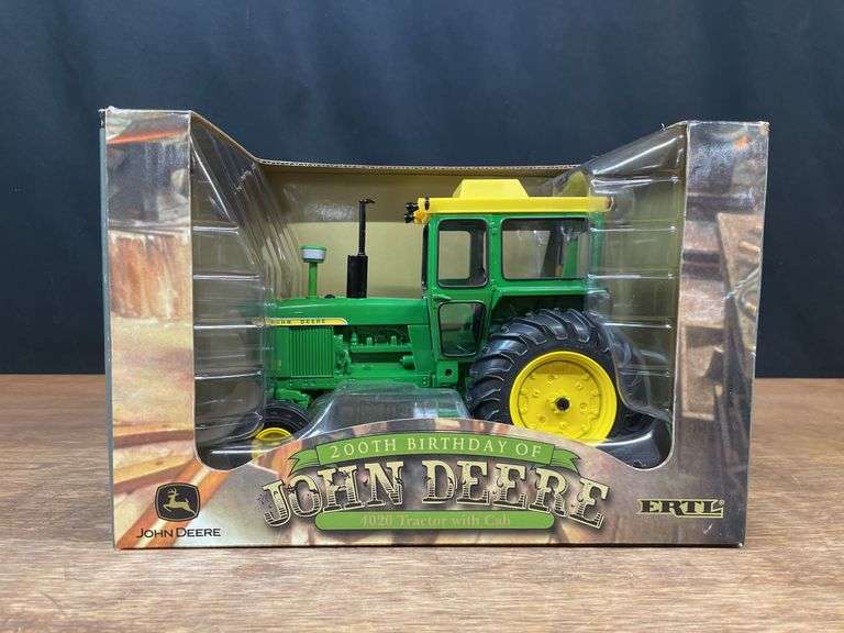 1/16 John Deere 4020 200th Birthday NIB Ertl image