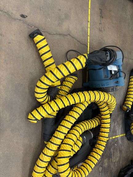 Dri-Eaz Air Wolf Commercial Blower Fan, Hoses, and Attachments…Model: F228