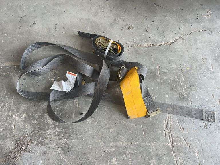 (2) Ratchet Straps image