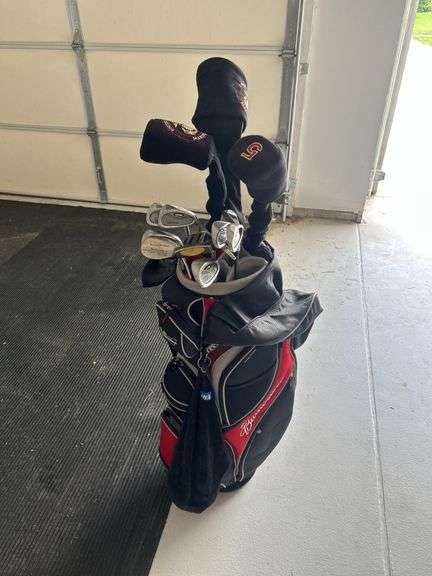 Budweiser Golf Bag & Spalding Clubs image