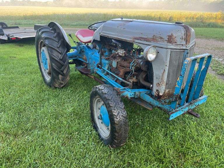 Ford 9N image