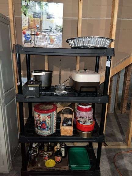 Shelf & Contents image