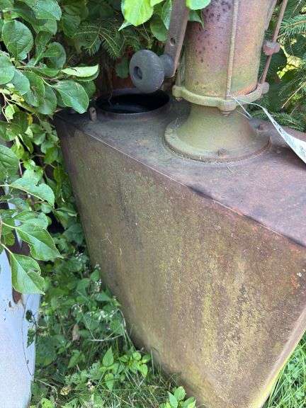 Lubester Oil Tank