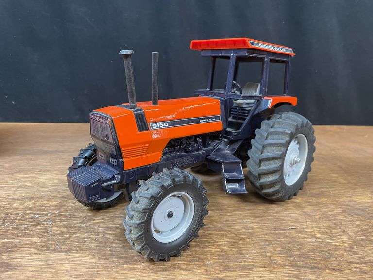 1/16 Deutz-Allis 9150 Collector NIB Ertl