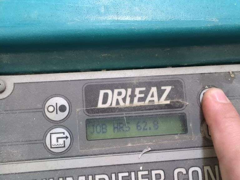 (1) Dri-eaz Evolution LRG Dehumidifier