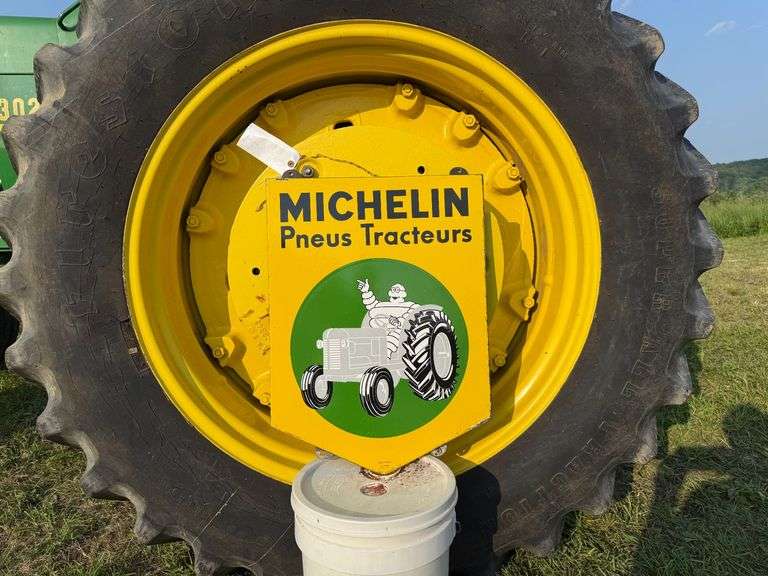 Original French Michelin Tractor Tires sign image