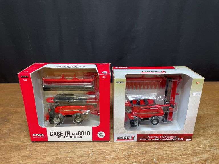 (2) 1/64 Case-IH 8010 + 9120 Combines NIB Ertl image