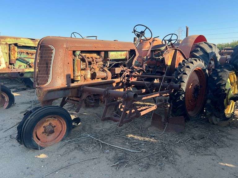 Oliver 60 Parts Tractor image